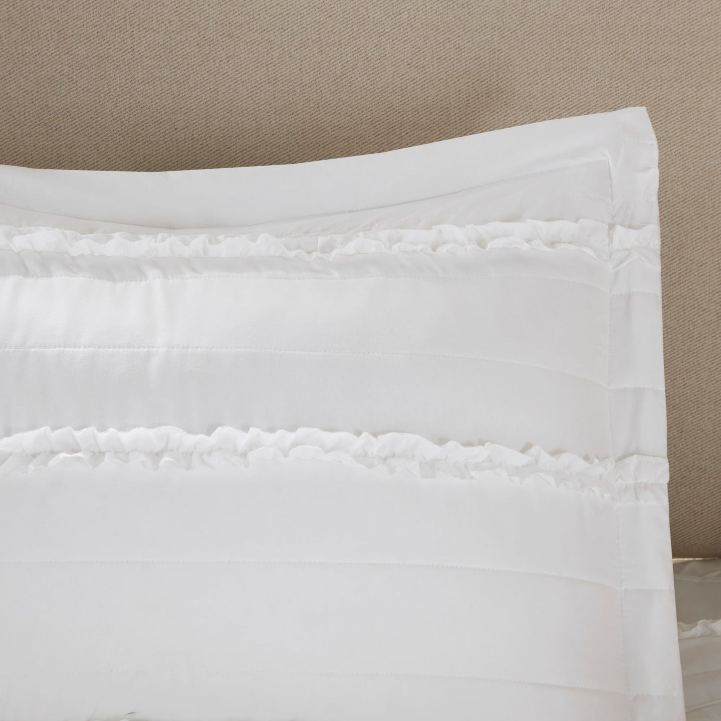 5 Piece Microfiber Ruffled Comforter Set White Queen